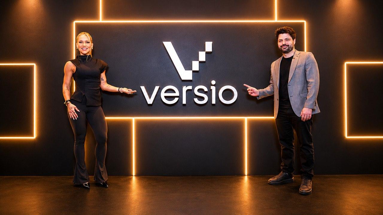 Virginia Fonseca e Rafael Simões Pires brilham em evento de tecnologia e luxo da Versio em São Paulo